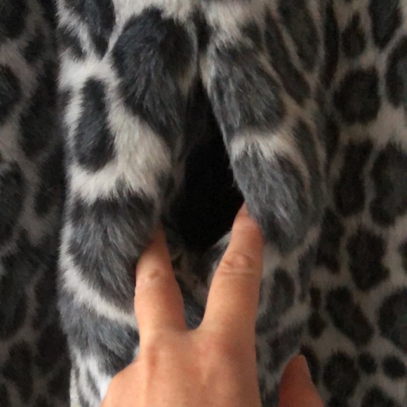 Gorgeous leopard print hooded jacket - Picture 5 of 12